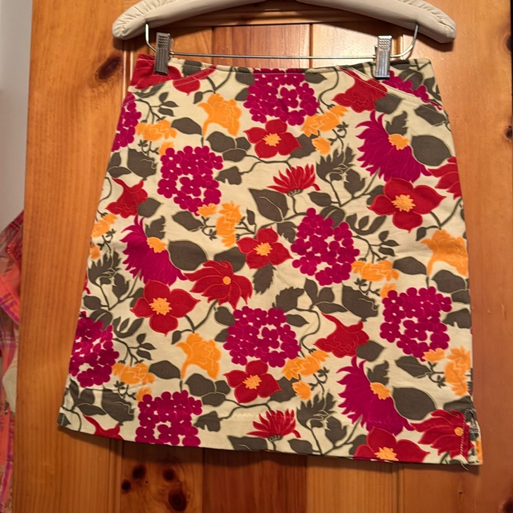 GEOFFREY BEENE Sport Skirt Floral Sz 4 Pink Floral